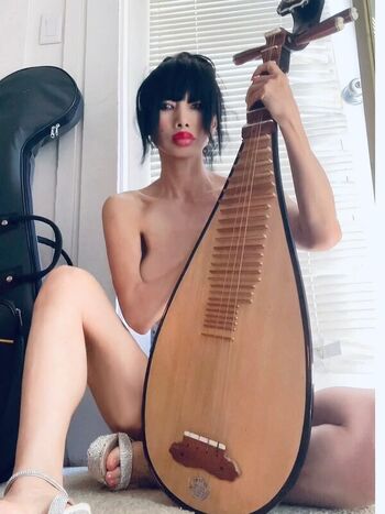 Full leaked Bai ling page private onlyfans photo