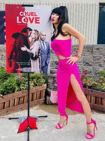 Full leaked Bai ling page private onlyfans photo