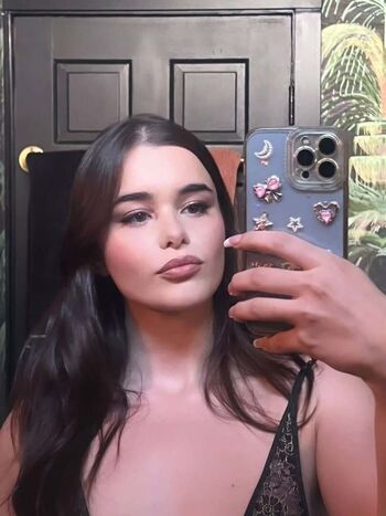 Full leaked Barbie ferreira page private onlyfans photo