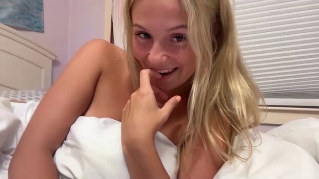 Full leaked Barbiebrittney private onlyfans photo
