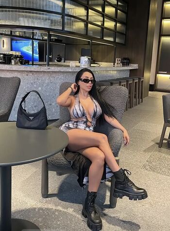 Full leaked Barbiielopez private onlyfans photo