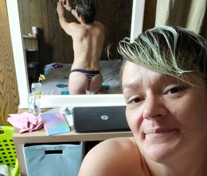 Full leaked Basedmama page private onlyfans photo