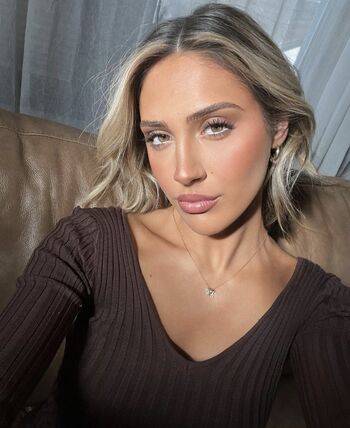 Full leaked Bella keuch page private onlyfans photo