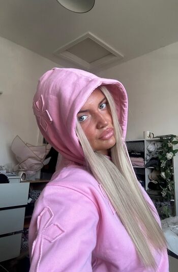 Full leaked Beth gould private onlyfans photo