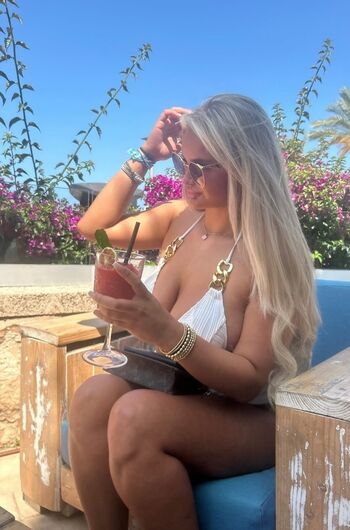 Full leaked Beth gould private onlyfans photo