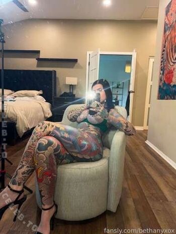Full leaked Bethany moore page private onlyfans photo
