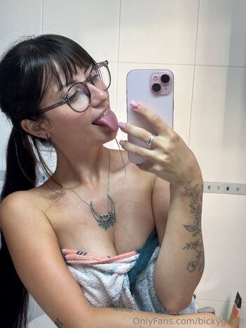 Full leaked Bickygram private onlyfans photo