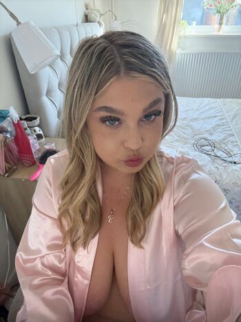 Full leaked Blairbella private onlyfans photo