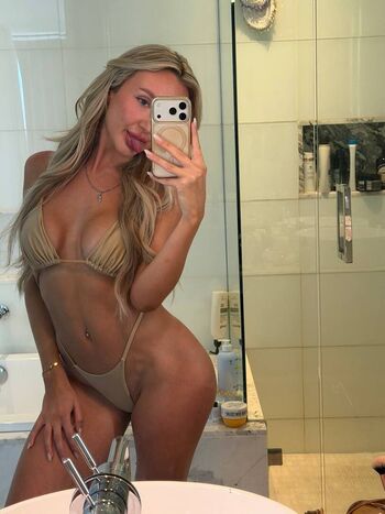 Full leaked Blondecpl page private onlyfans photo