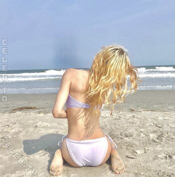 Full leaked Blondeeegirl page private onlyfans photo