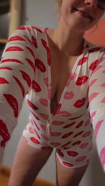 Full leaked Blondevixxen page private onlyfans photo
