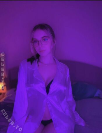 Full leaked Blossomprinxess  page private onlyfans photo