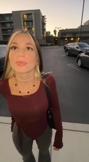 Full leaked Bobbie moore page private onlyfans photo