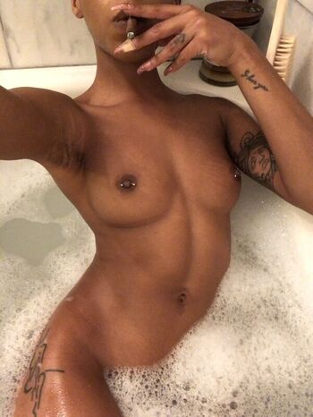 Full leaked Bria backwoods page private onlyfans photo