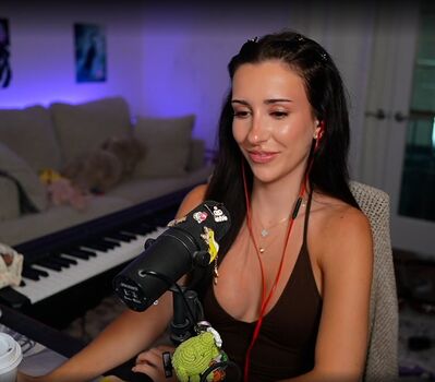 Full leaked Brieanneroksa private onlyfans photo