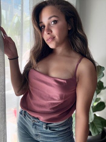 Full leaked Briicosplays private onlyfans photo