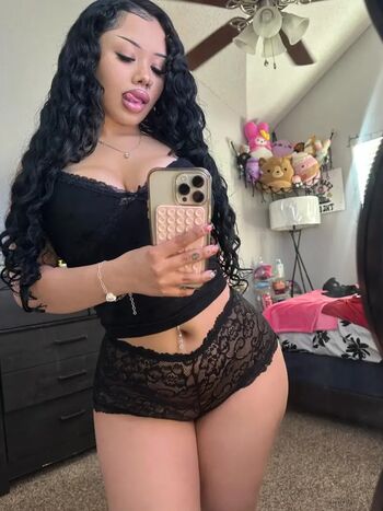 Full leaked Brittney zelada private onlyfans photo