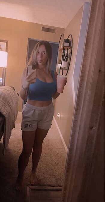 Full leaked Brooke aundrea private onlyfans photo