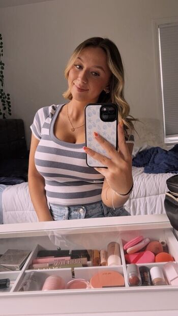 Full leaked Brooke aundrea private onlyfans photo