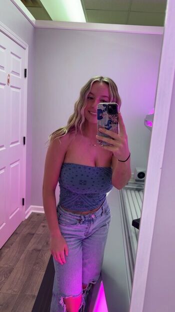 Full leaked Brooke aundrea private onlyfans photo
