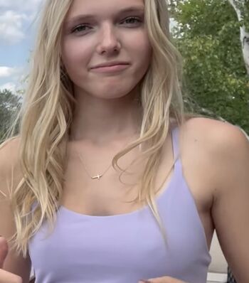 Full leaked Brooke isabella page private onlyfans photo