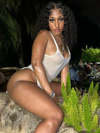 Full leaked Burlz page private onlyfans photo