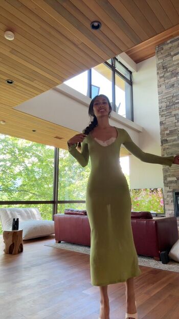 Full leaked Cait knight page private onlyfans photo