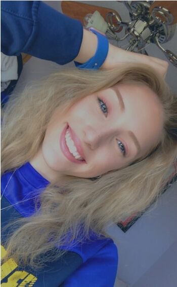 Full leaked Caitlin beevers private onlyfans photo