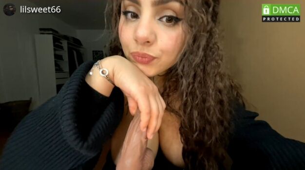 Full leaked Adrielly santos/ private onlyfans photo
