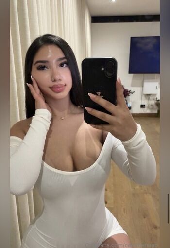 Full leaked Camiihenaoo private onlyfans photo