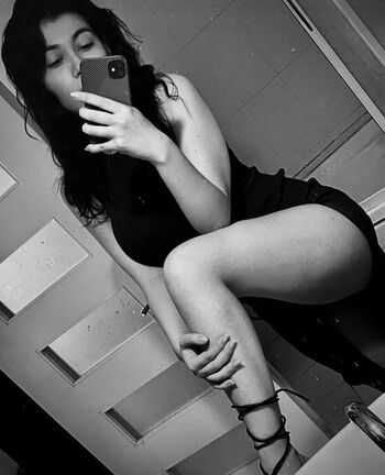 Full leaked Cansu akal page private onlyfans photo