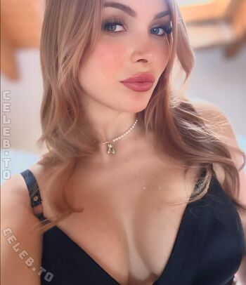Full leaked Carolin grob page private onlyfans photo