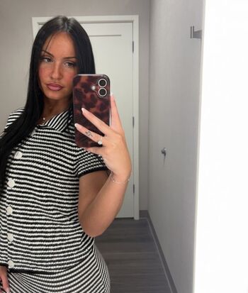 Full leaked Carolinealexa private onlyfans photo