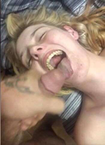 Full leaked Caseyandapril private onlyfans photo