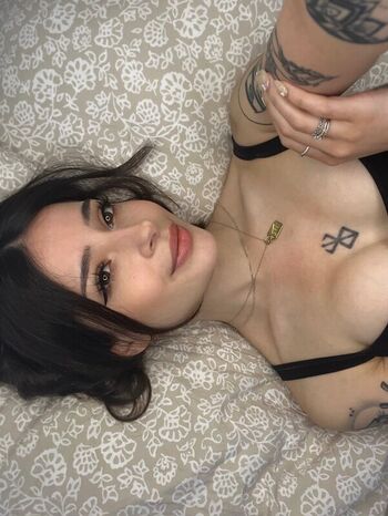 Full leaked Cata leyah page private onlyfans photo