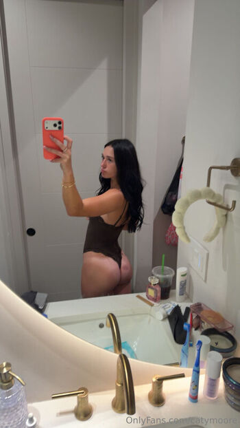 Full leaked Caty moore private onlyfans photo