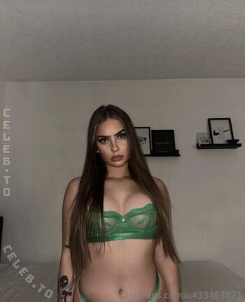 Full leaked Celinegbl private onlyfans photo