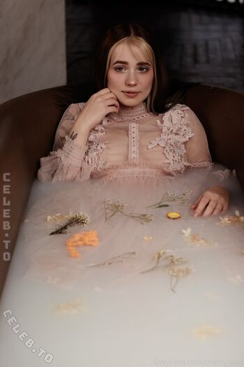 Full leaked Cherry acid page private onlyfans photo
