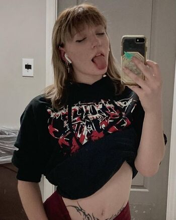 Full leaked Cherry bates private onlyfans photo