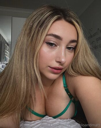 Full leaked Chloe may page private onlyfans photo