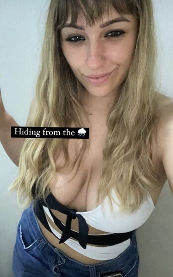 Full leaked Chloe smart private onlyfans photo