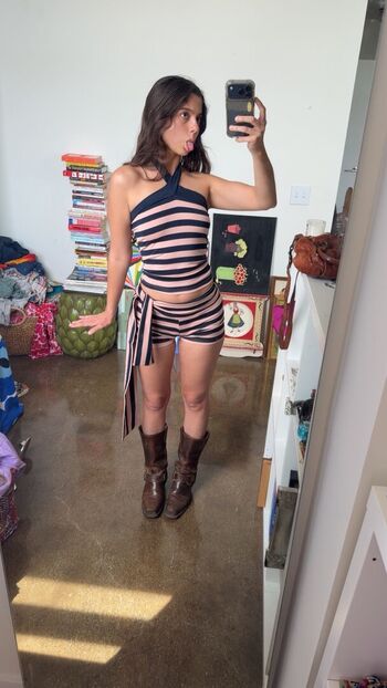 Full leaked Chloeforero  page private onlyfans photo