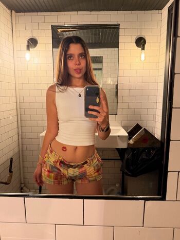 Full leaked Chloeforero  page private onlyfans photo