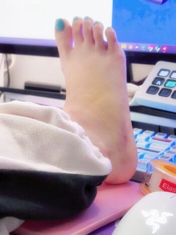 Full leaked Chuun ie page private onlyfans photo