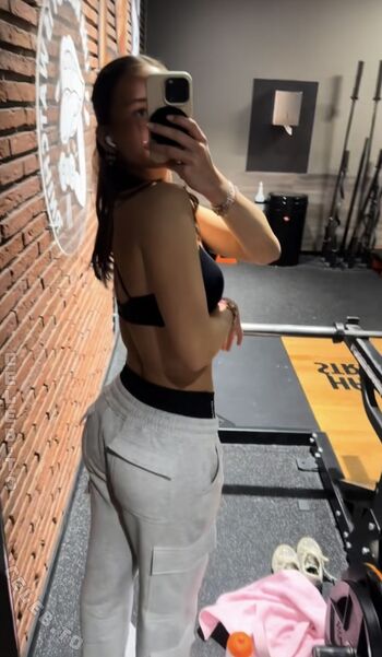 Full leaked Clairemaele private onlyfans photo