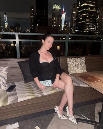 Full leaked Clara perlmutter page private onlyfans photo