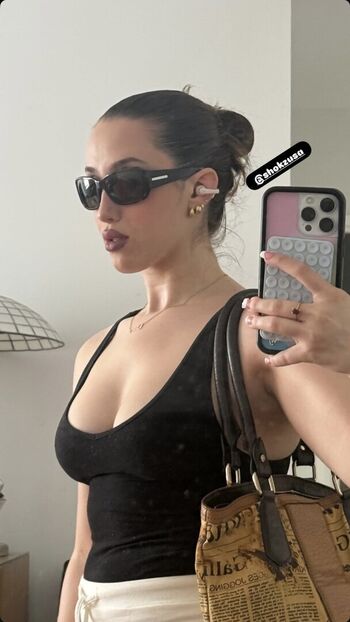 Full leaked Clara perlmutter page private onlyfans photo