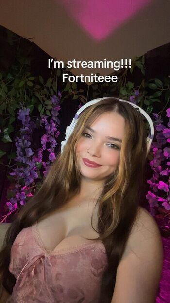 Full leaked Clumsy ori private onlyfans photo
