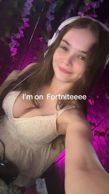 Full leaked Clumsyori private onlyfans photo