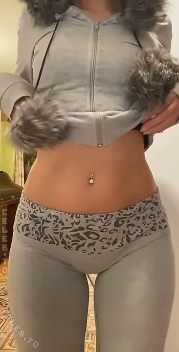 Full leaked Cosima chalk page private onlyfans photo